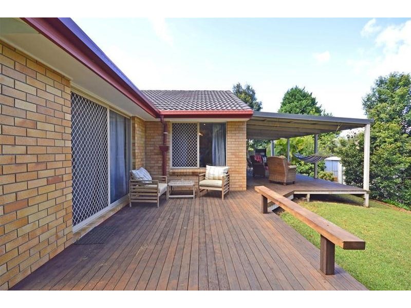 1 Justin Av, Tamborine Mountain QLD 4272