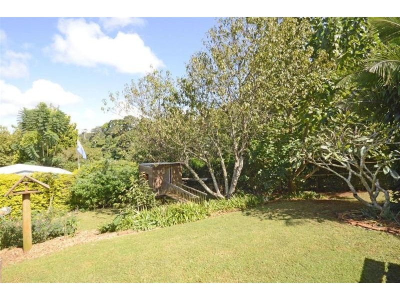 1 Justin Av, Tamborine Mountain QLD 4272