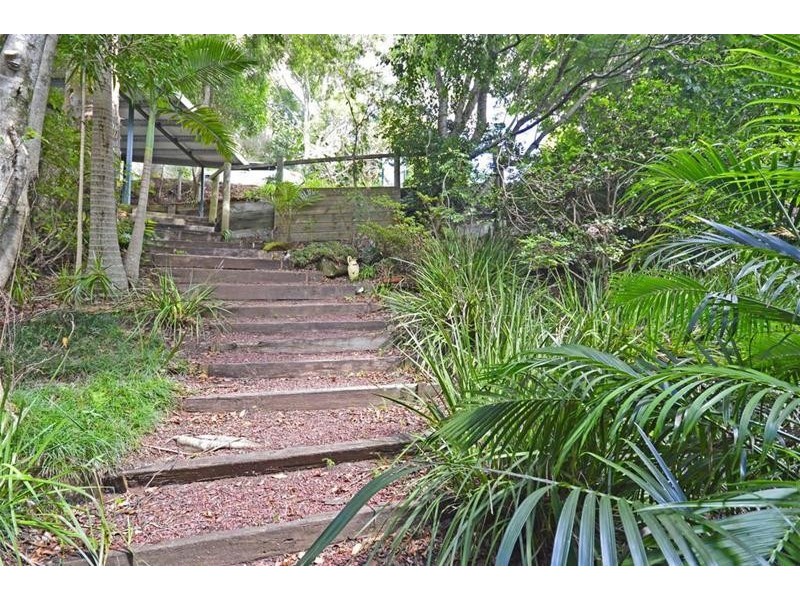 97 Contour Road, Tamborine Mountain QLD 4272