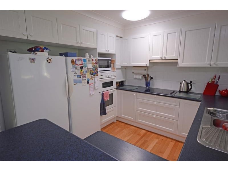 2 Orchis Drive, Eagle Heights QLD 4271