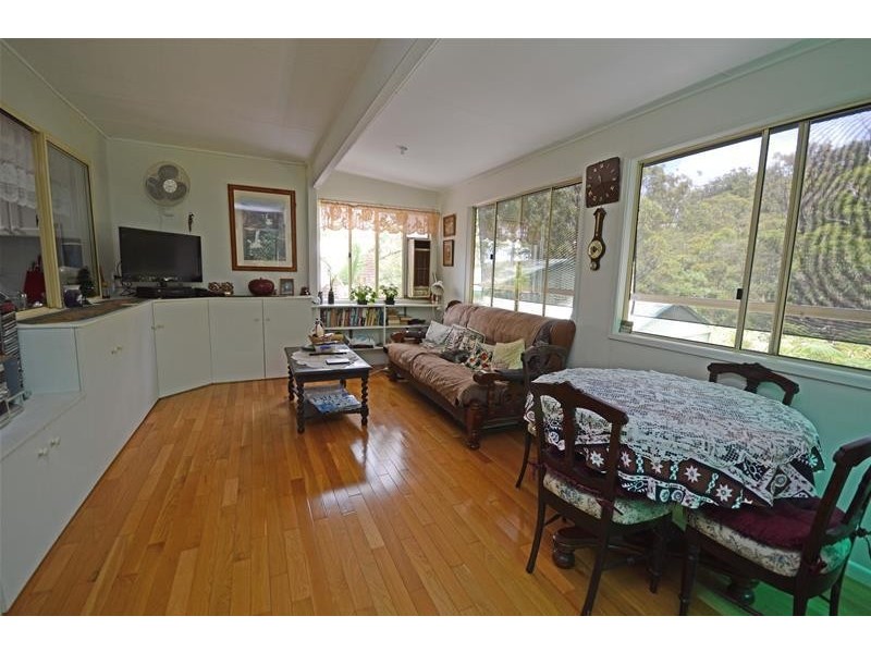 2 Orchis Drive, Eagle Heights QLD 4271