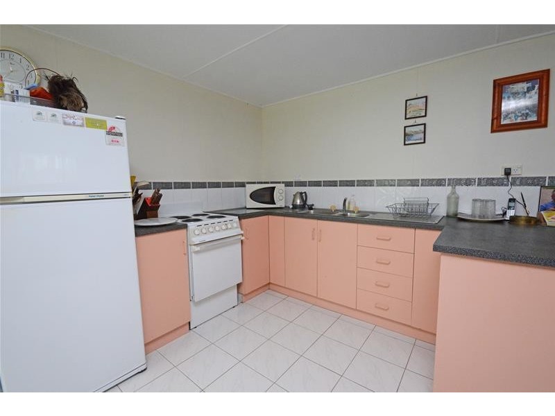 2 Orchis Drive, Eagle Heights QLD 4271