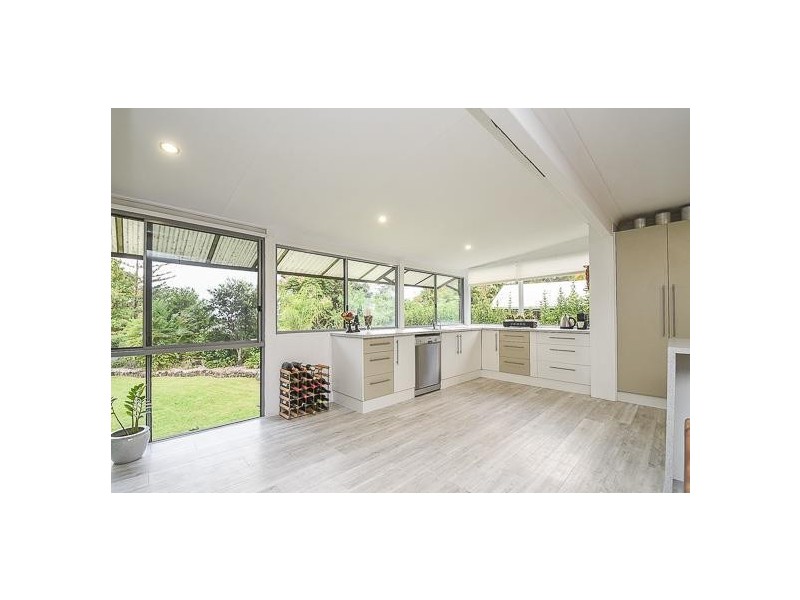 570 Henri Robert Drive, Tamborine Mountain QLD 4272