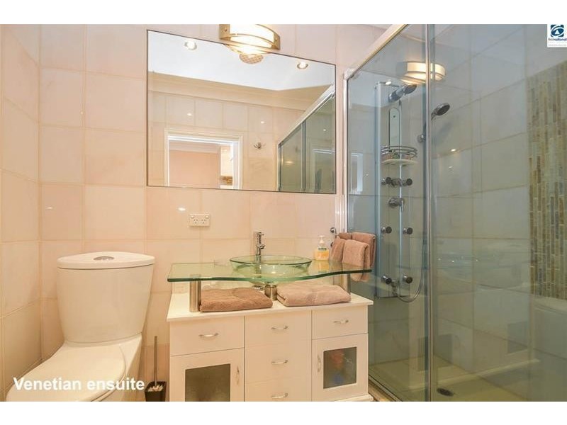 5 Platt Place, Tamborine Mountain QLD 4272