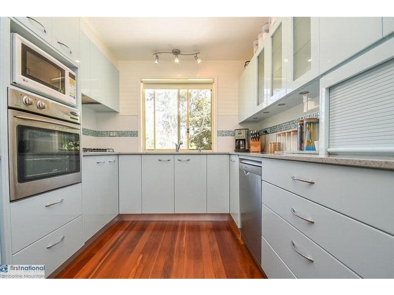 28 Forsythia Drive, Tamborine Mountain QLD 4272