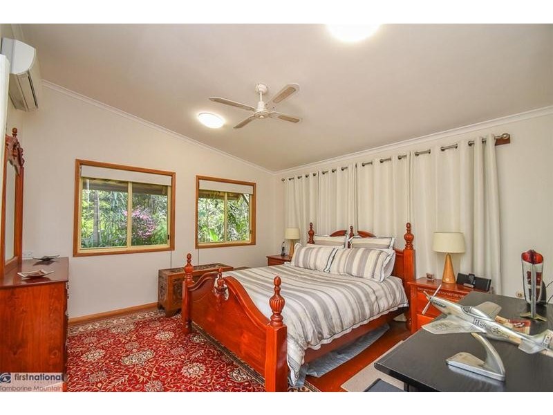 28 Forsythia Drive, Tamborine Mountain QLD 4272