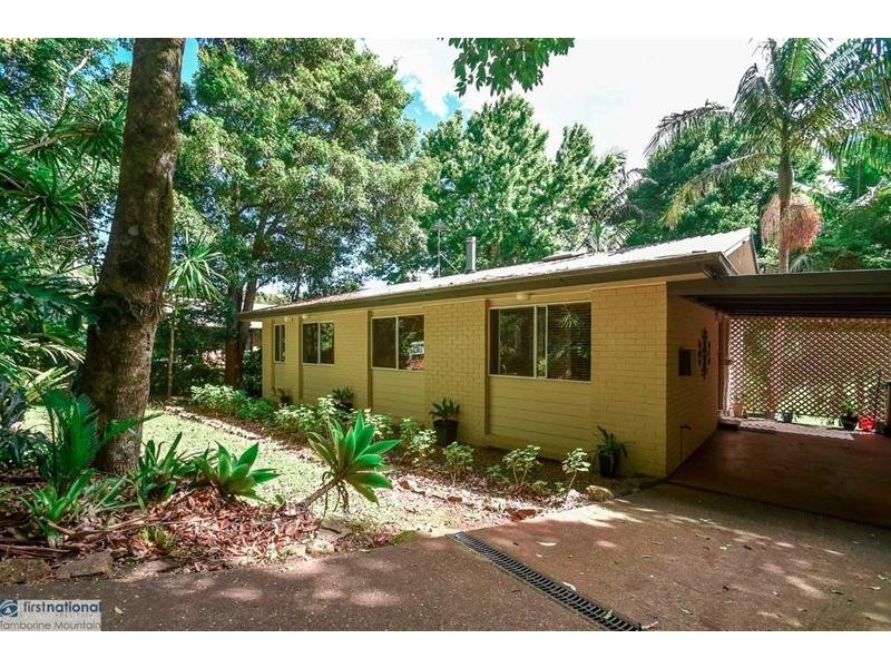 32 Knoll Road, Tamborine Mountain QLD 4272