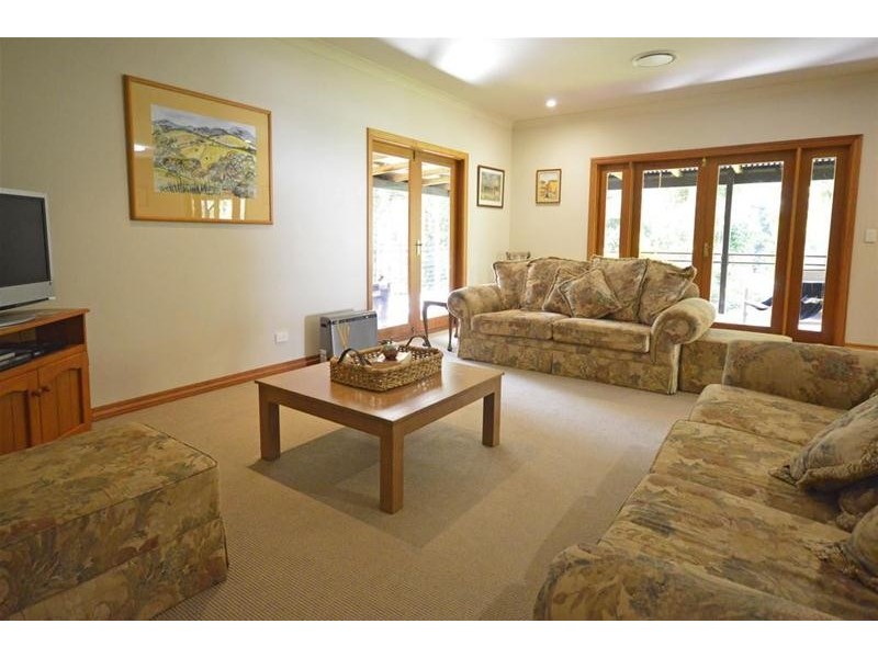 599 Main Western Road, Tamborine Mountain QLD 4272