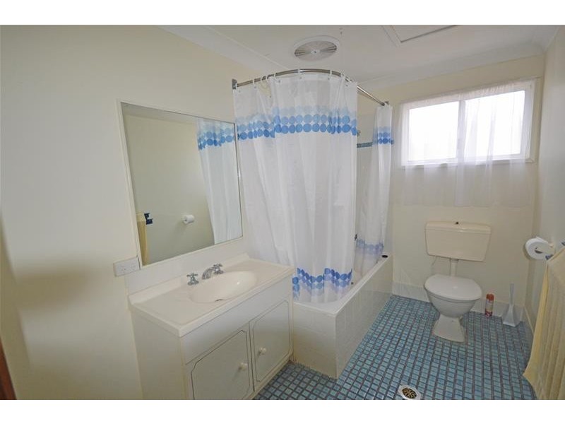 45 Tolima Drive, Eagle Heights QLD 4271