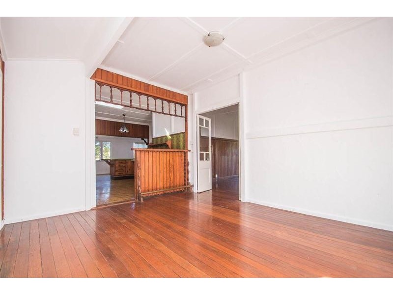 10 Golfers Crescent, Tamborine Mountain QLD 4272