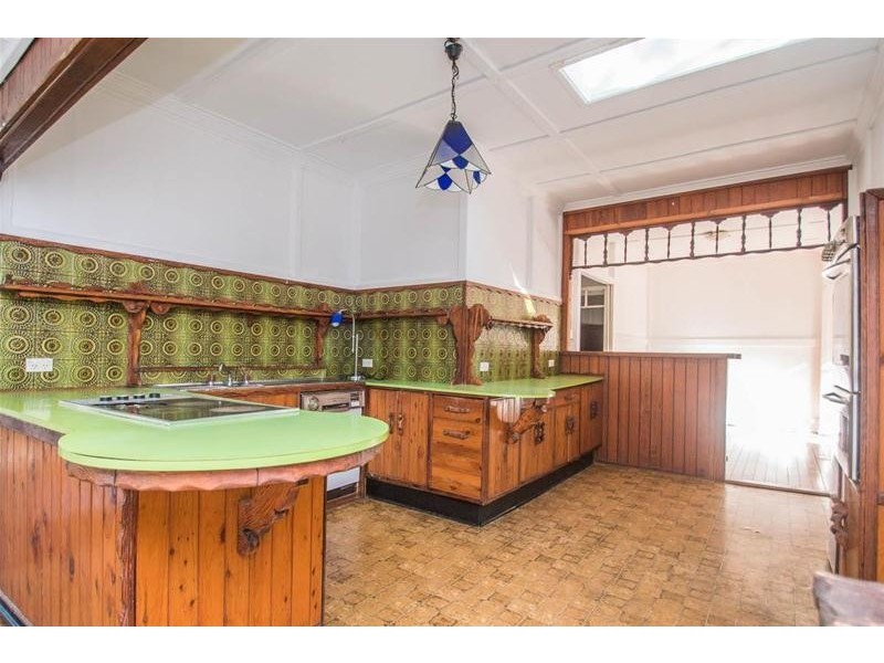 10 Golfers Crescent, Tamborine Mountain QLD 4272