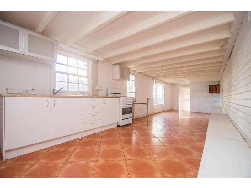 10 Golfers Crescent, Tamborine Mountain QLD 4272