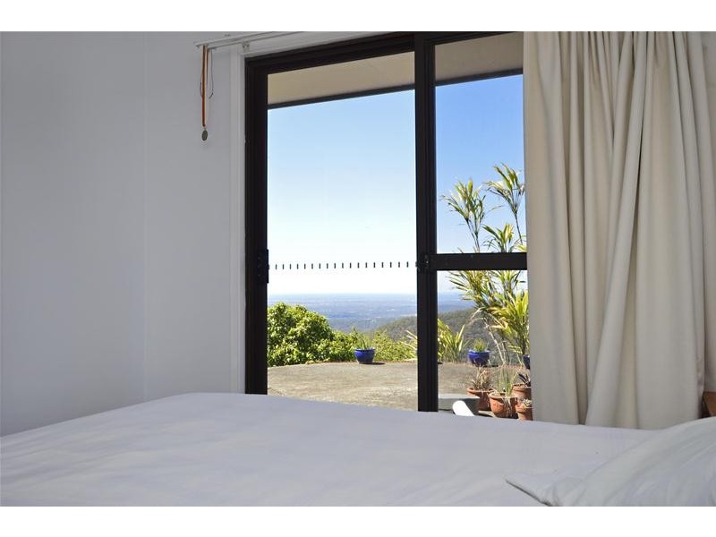 25 Orchis Drive, Tamborine Mountain QLD 4272