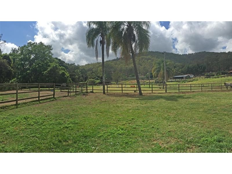 Mount Nathan QLD 4211