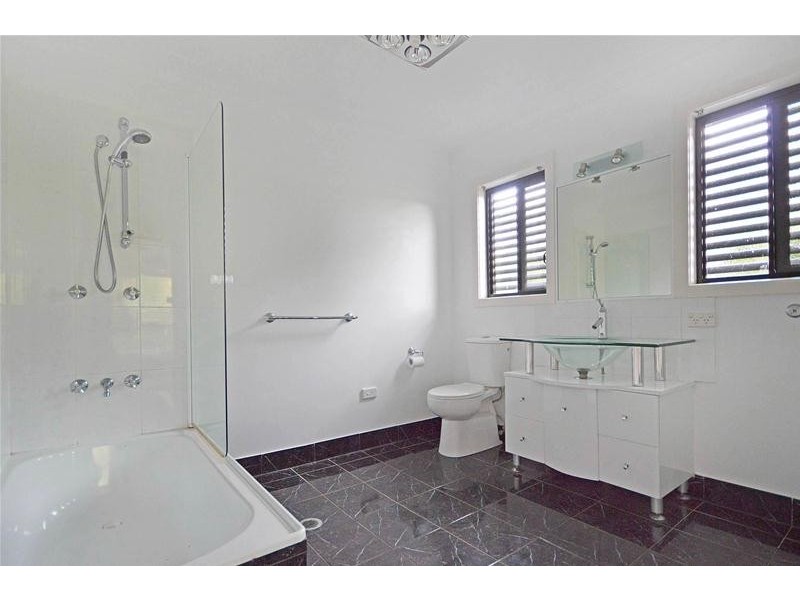 80 Coomera Gorge Drive, Tamborine Mountain QLD 4272