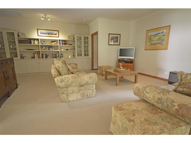 599 Main Western Road, Tamborine Mountain QLD 4272