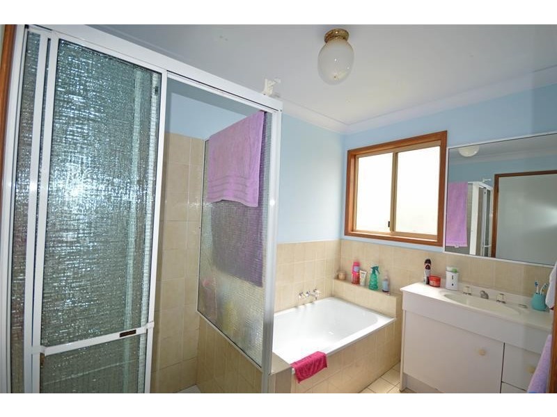 159 Macdonnell Road, Eagle Heights QLD 4271