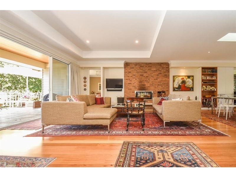 5 Cliff Way, Tamborine Mountain QLD 4272