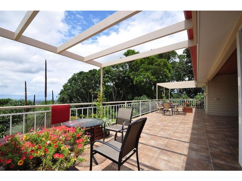 5 Cliff Way, Tamborine Mountain QLD 4272