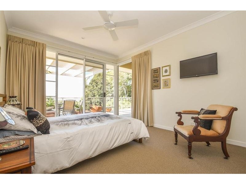 5 Cliff Way, Tamborine Mountain QLD 4272