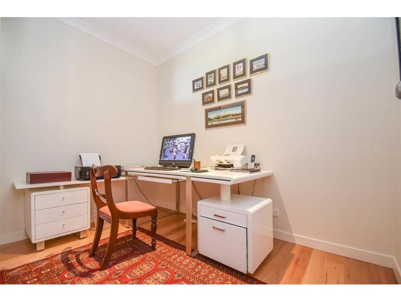 5 Cliff Way, Tamborine Mountain QLD 4272