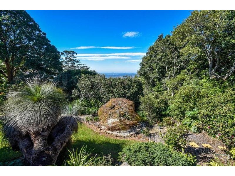 5 Cliff Way, Tamborine Mountain QLD 4272