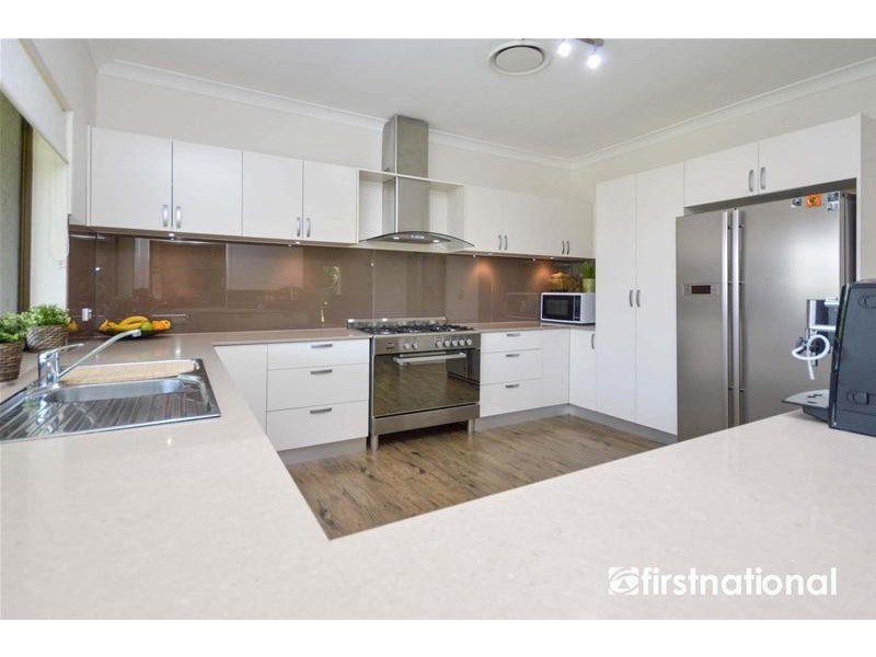 12 Carey Parade, Tamborine Mountain QLD 4272