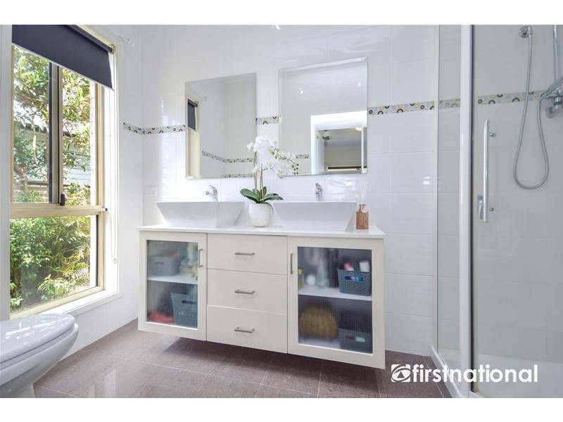 12 Carey Parade, Tamborine Mountain QLD 4272