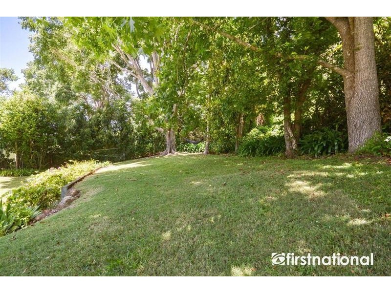 12 Carey Parade, Tamborine Mountain QLD 4272