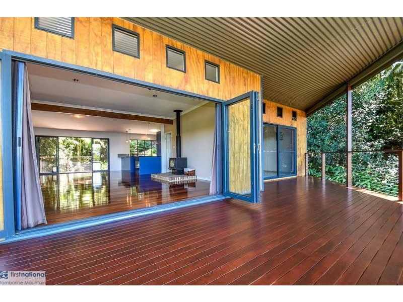 105 Licuala Drive, Tamborine Mountain QLD 4272