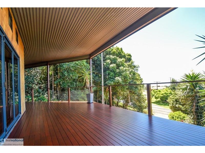 105 Licuala Drive, Tamborine Mountain QLD 4272