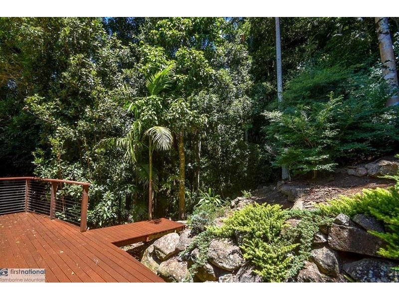 105 Licuala Drive, Tamborine Mountain QLD 4272
