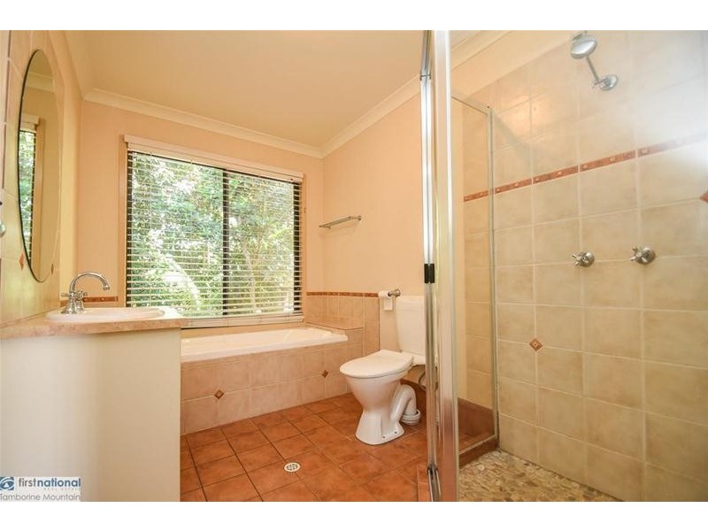 105 Licuala Drive, Tamborine Mountain QLD 4272