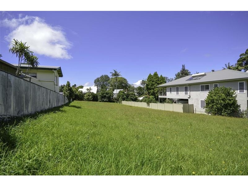 19 Tweed Heads Avenue, Tamborine Mountain QLD 4272