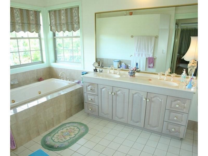 1 Tweed Heads Avenue, Eagle Heights QLD 4271