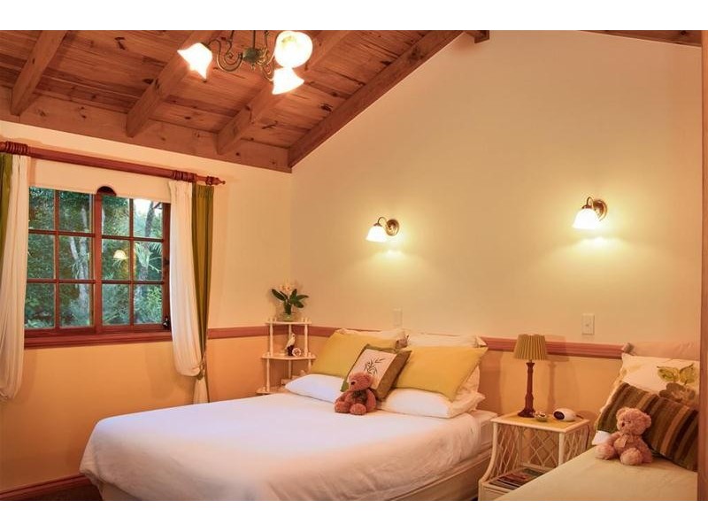 19-23 Witherby Cr, Tamborine Mountain QLD 4272