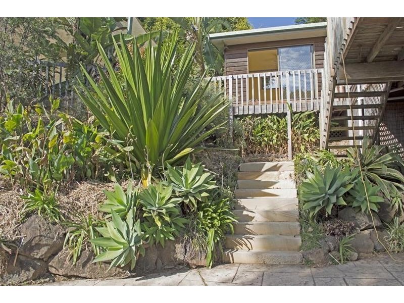 9 Sumba Court, Tamborine Mountain QLD 4272