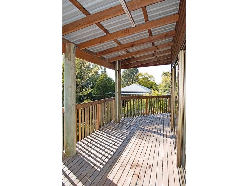 9 Sumba Court, Tamborine Mountain QLD 4272