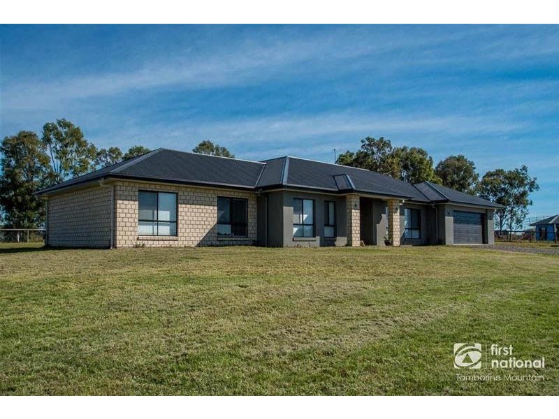 12-16 Martin Place, Tamborine QLD 4270