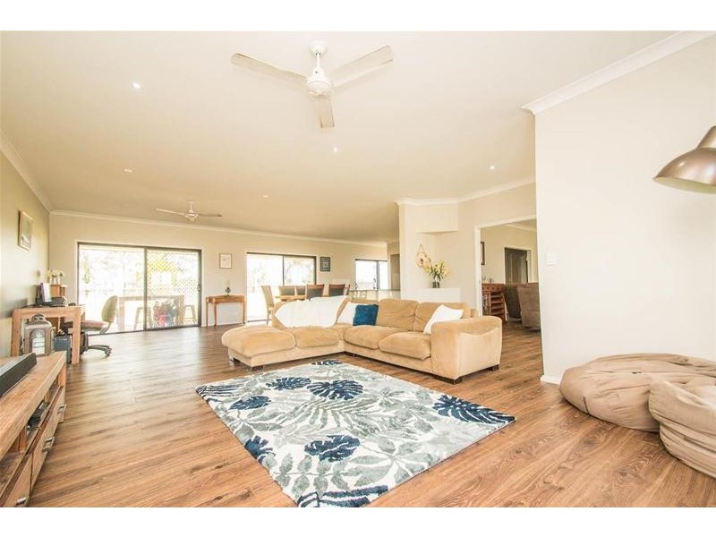 12-16 Martin Place, Tamborine QLD 4270