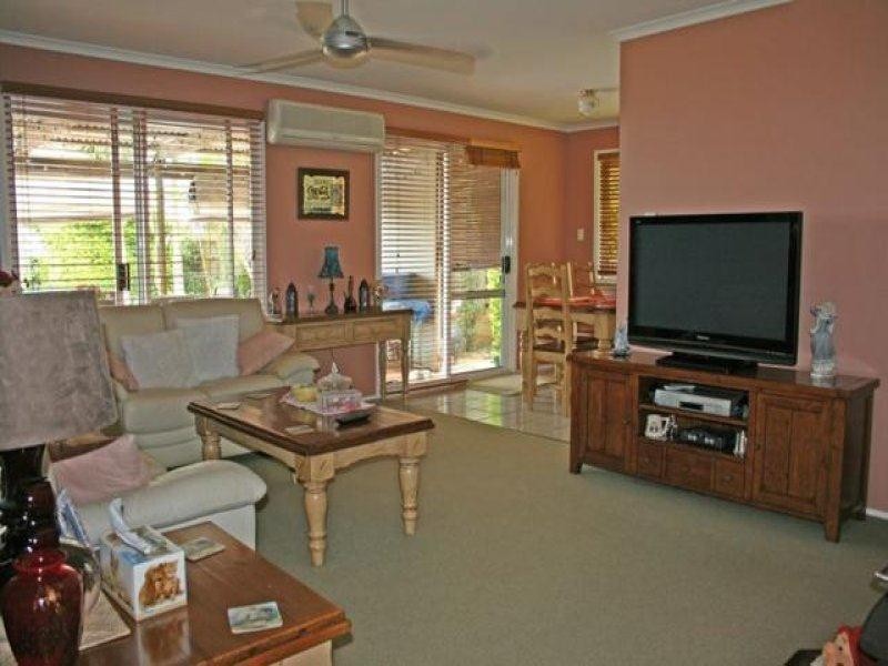 11 Lamington Parade, Tamborine Mountain QLD 4272