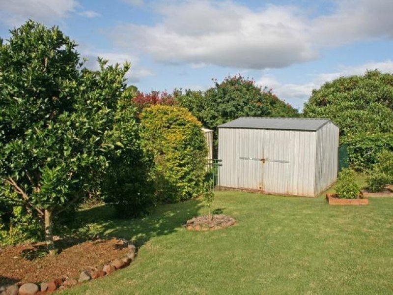 11 Lamington Parade, Tamborine Mountain QLD 4272