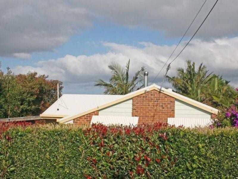 11 Lamington Parade, Tamborine Mountain QLD 4272