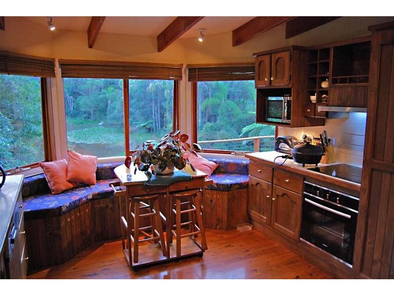 7 Kalmia Court, Tamborine Mountain QLD 4272