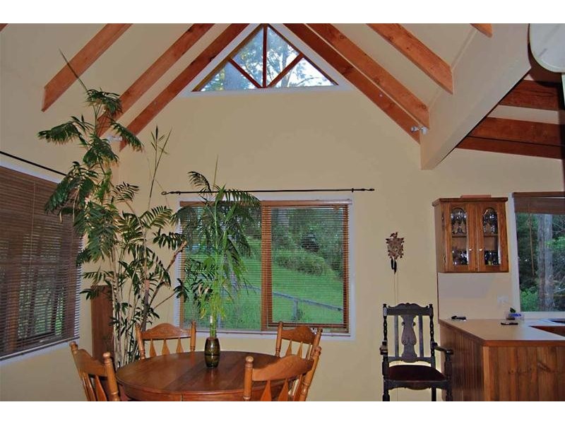 7 Kalmia Court, Tamborine Mountain QLD 4272