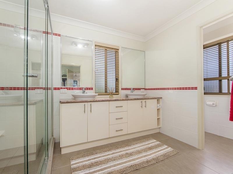 50 Jourdana Drive, Wongawallan QLD 4210