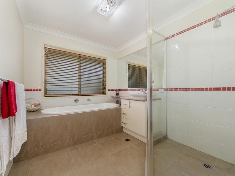 50 Jourdana Drive, Wongawallan QLD 4210