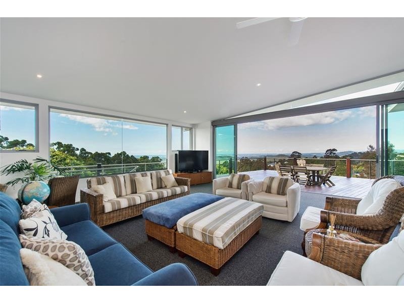 6 Sumatra Court, Tamborine Mountain QLD 4272