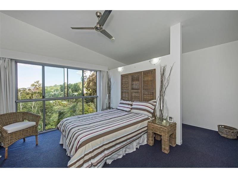 6 Sumatra Court, Tamborine Mountain QLD 4272