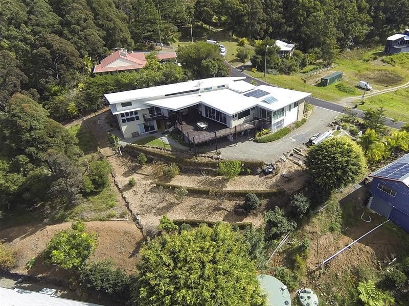 6 Sumatra Court, Tamborine Mountain QLD 4272